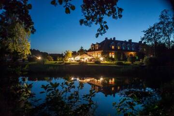 Фото Комплексы для отдыха с коттеджами/бунгало Hubertus Aparthotel &amp; Restaurant &amp; Horse Club г. Старогард-Гданьский 4